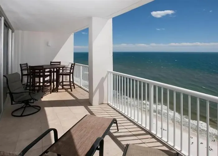Apartment Island Tower 25th Floor Corner - Amazing Views! *